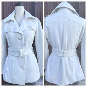 Kenneth Cole belted lined jacket in Winter white.